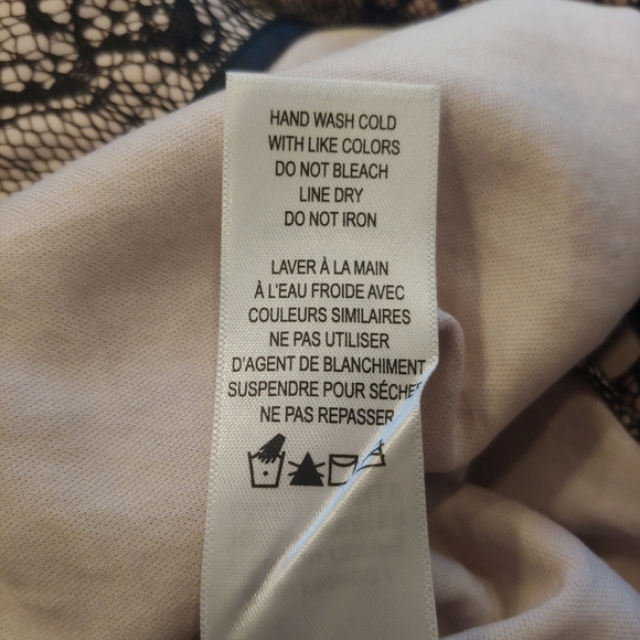 Lace overlay pencil skirt // size 2 - Picture 3 of 5